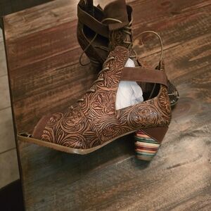 Elegant Embossed Brown Open-Toe Heels